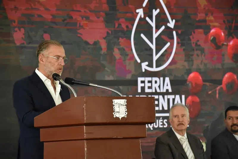 SEDESU participa en Feria Ambiental de El Marques 2