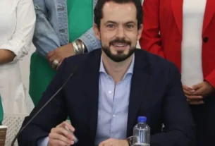 Adan esta en franca campana electoral Paul Ospital scaled