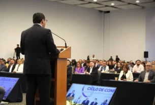 Auditoria Superior de la Federacion capacito a 380 servidores publicos de Queretaro 2