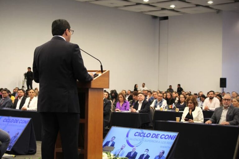 Auditoría Superior de la Federación capacitó a 380 servidores públicos de Querétaro