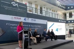 UNAQ es sede del 4o Congreso Internacional de Seguridad Aérea 2 UNAQ es sede del 4o Congreso Internacional de Seguridad Aérea