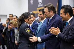 Mauricio Kuri González encabezó la ceremonia del Premio al Policía del Año 2022