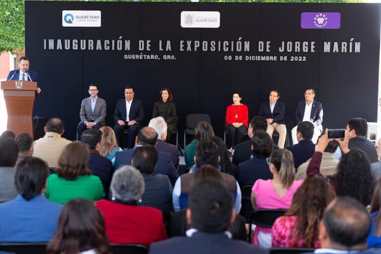 Mauricio Kuri inauguró exposición itinerante Alas de México