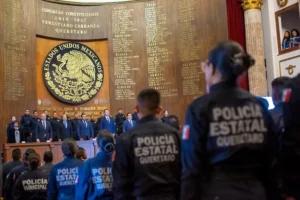 Mauricio Kuri preside ceremonia de graduación de nuevos policías de proximidad 2 Entregan 700 tarjetas de apoyo a mujeres en San Juan del Río