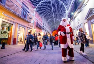 SECTUR enciende tradicional Arcada Navidena