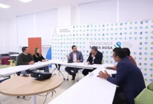 UPSRJ y Secretaria de Finanzas frmaron convenio para beneficio de los estudiantes 2