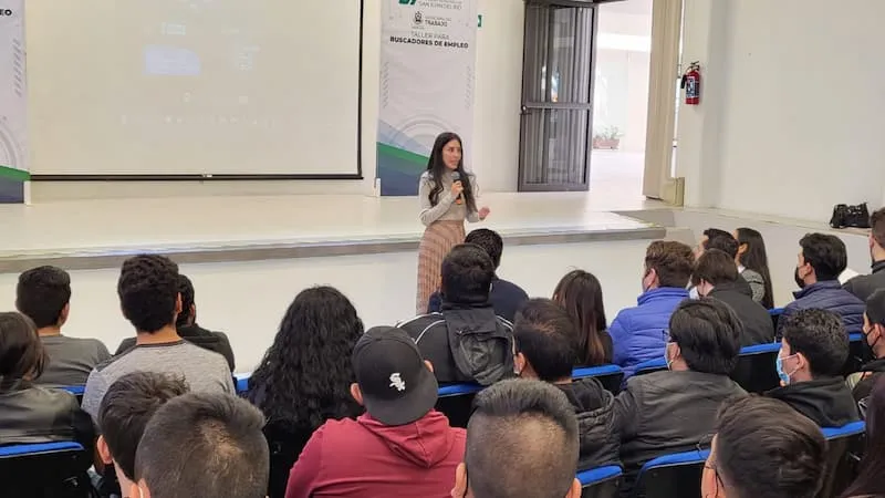 Acerca ST herramientas para la empleabidad a jovenes de la UTSJR 1