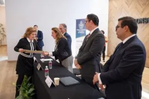Entrega SEGOB constancias de actualización a más de 60 Notarios Públicos