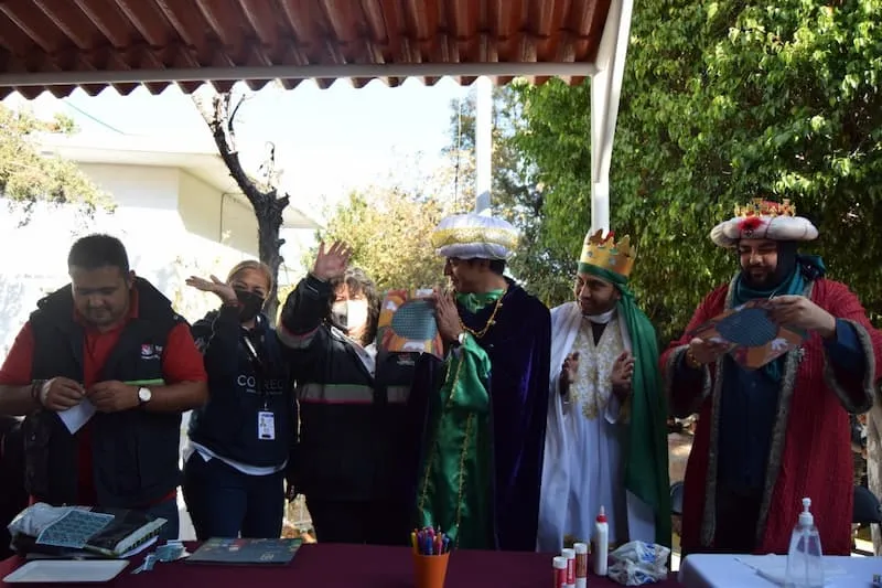 Reyes Magos visitan delegacion de Programas para el Bienestar Queretaro 2