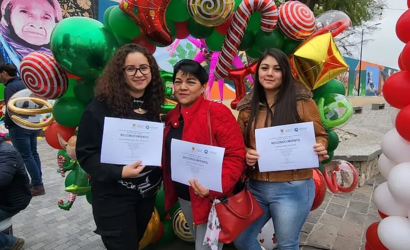 Secretaria del Trabajo capacita a mas de 700 mujeres para el autoempleo en Qro 2