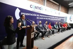 Genera DIF Estatal vinculación con el COBAQ para prevenir acoso escolar