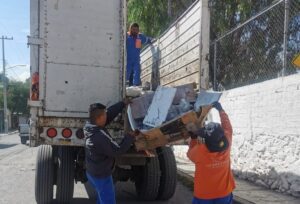 Acciones conjuntas de SESA y municipio de Querétaro para prevenir enfermedades en Pintillo