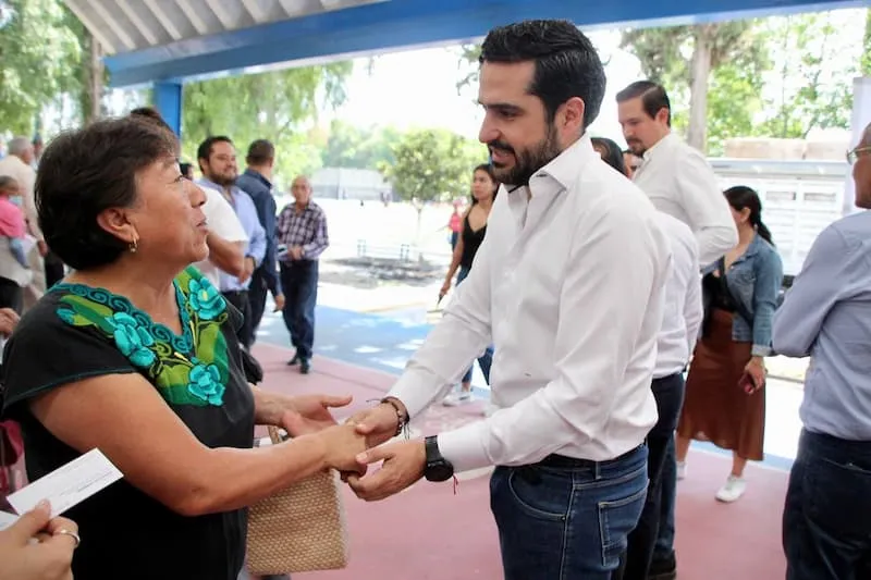 Entregan apoyos alimentarios en Corregidora