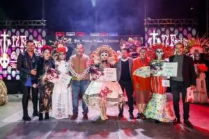 Premian a mejores Catrinas y Compañía Mecehualtin Mitotiani rinde homenaje a los Muertos en San Juan del Río