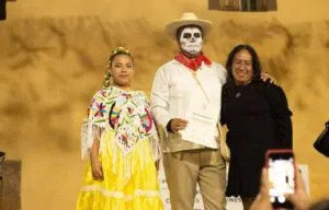 Realizan Fiesta de Comparsas, Catrinas y Catrines Xantolo 2023 en San Juan del Río