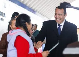 En 136 escuelas de San Juan del Río se han instalado alarmas: Roberto Cabrera* 2 1000302517