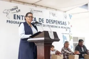 Entregan apoyos alimentarios a familias en situación de vulnerabilidad 2 Entregan apoyos alimentarios a familias en situación de vulnerabilidad