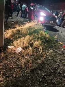 Se lleva el tren camioneta familiar 2 Se lleva el tren camioneta familiar