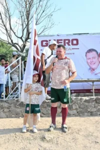 Apoyar y asegurar espacios deportivos para el pueblo del décimo distrito, compromiso de Güero Inzunza 2 IMG 20240421 WA0003